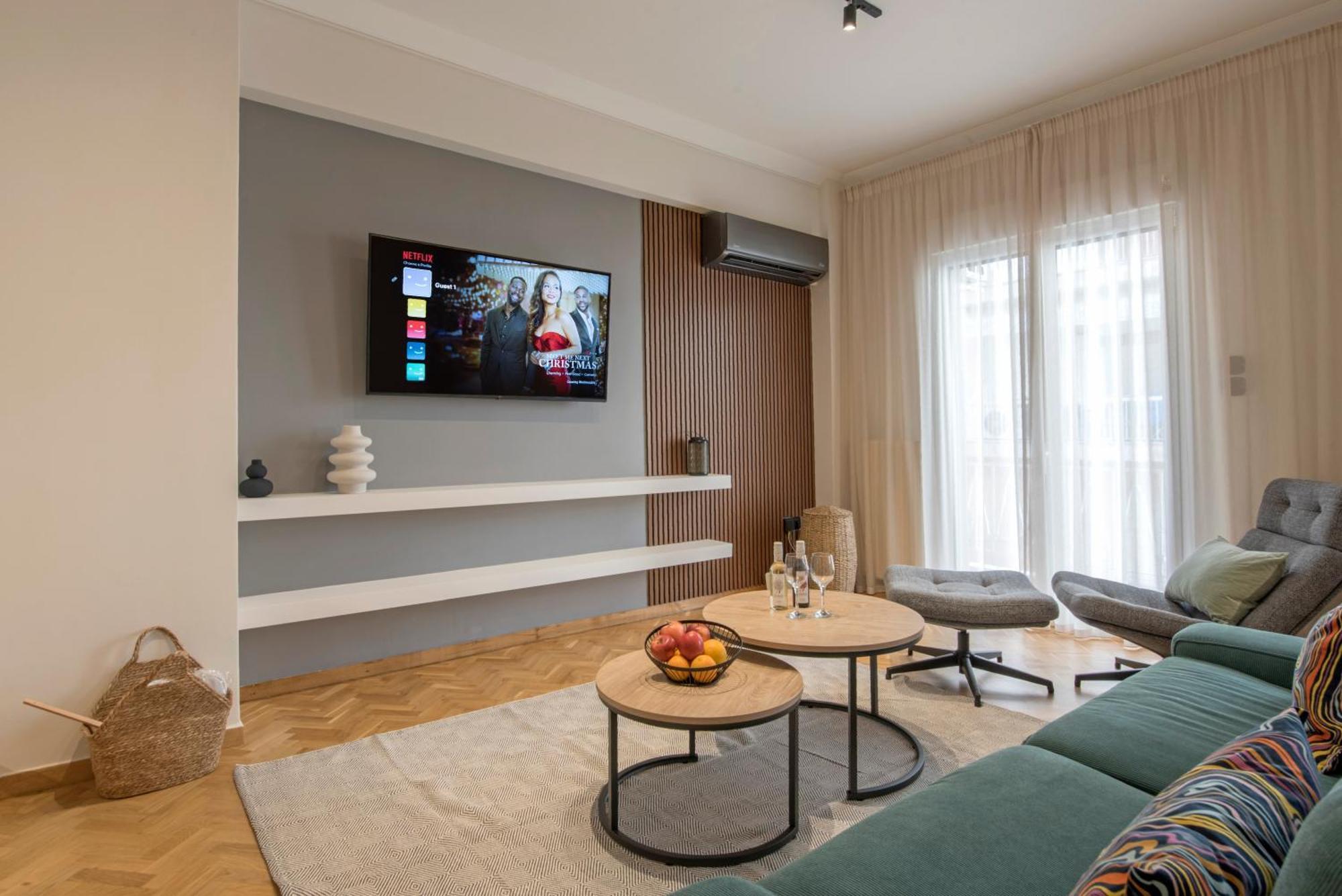 Modern Ilisian Apartment Афіни Екстер'єр фото