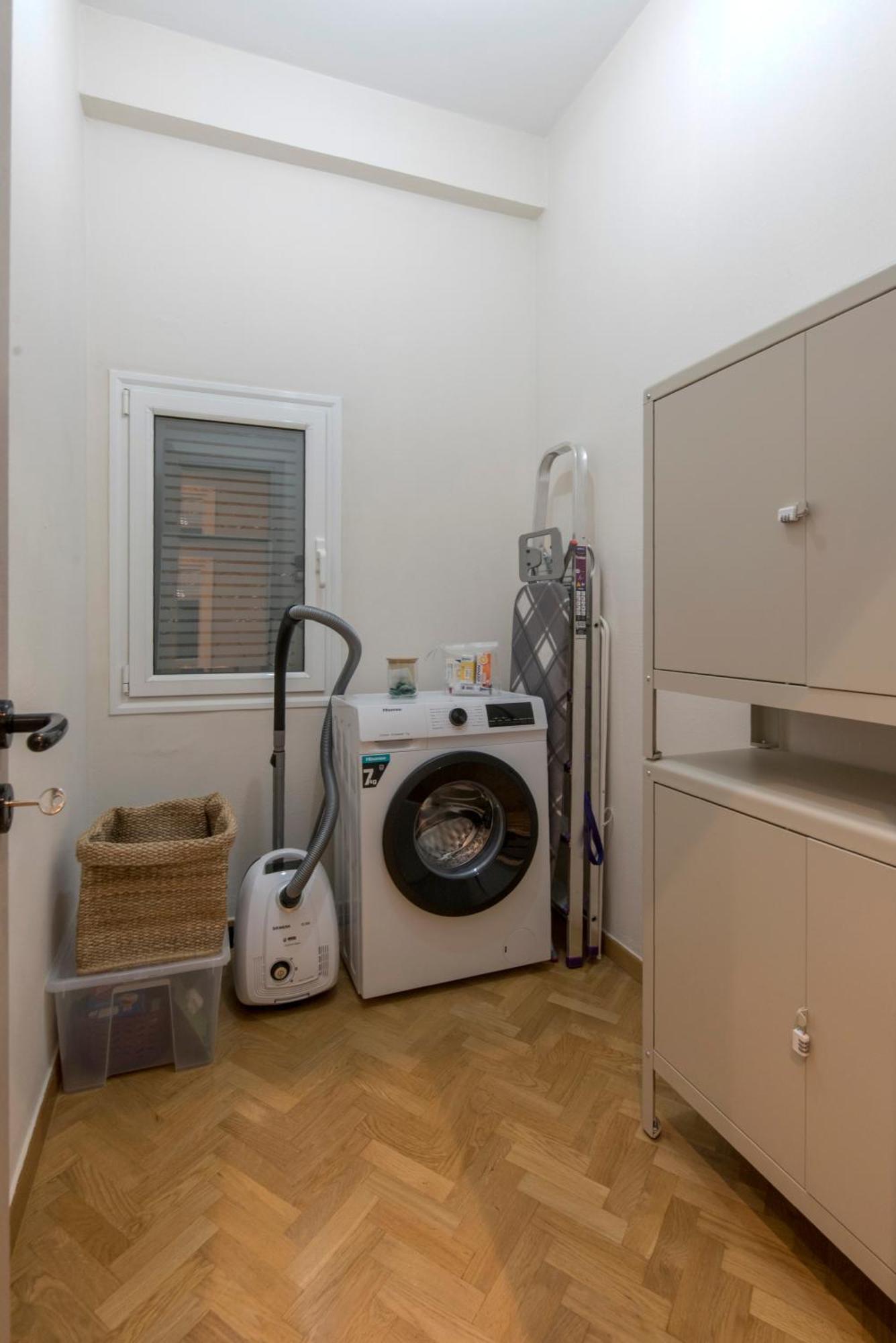 Modern Ilisian Apartment Афіни Екстер'єр фото