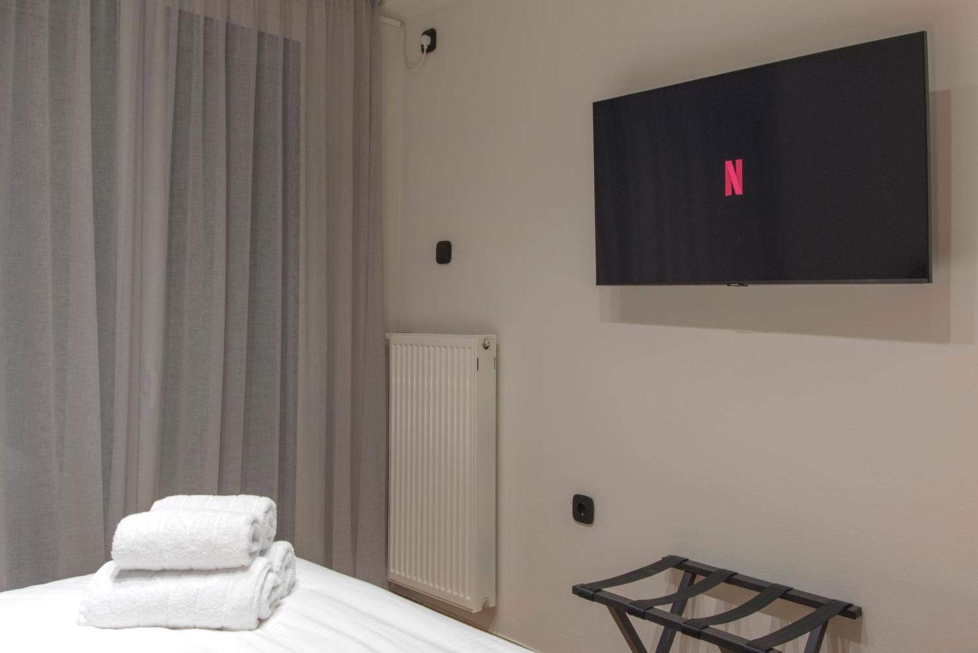 Modern Ilisian Apartment Афіни Екстер'єр фото