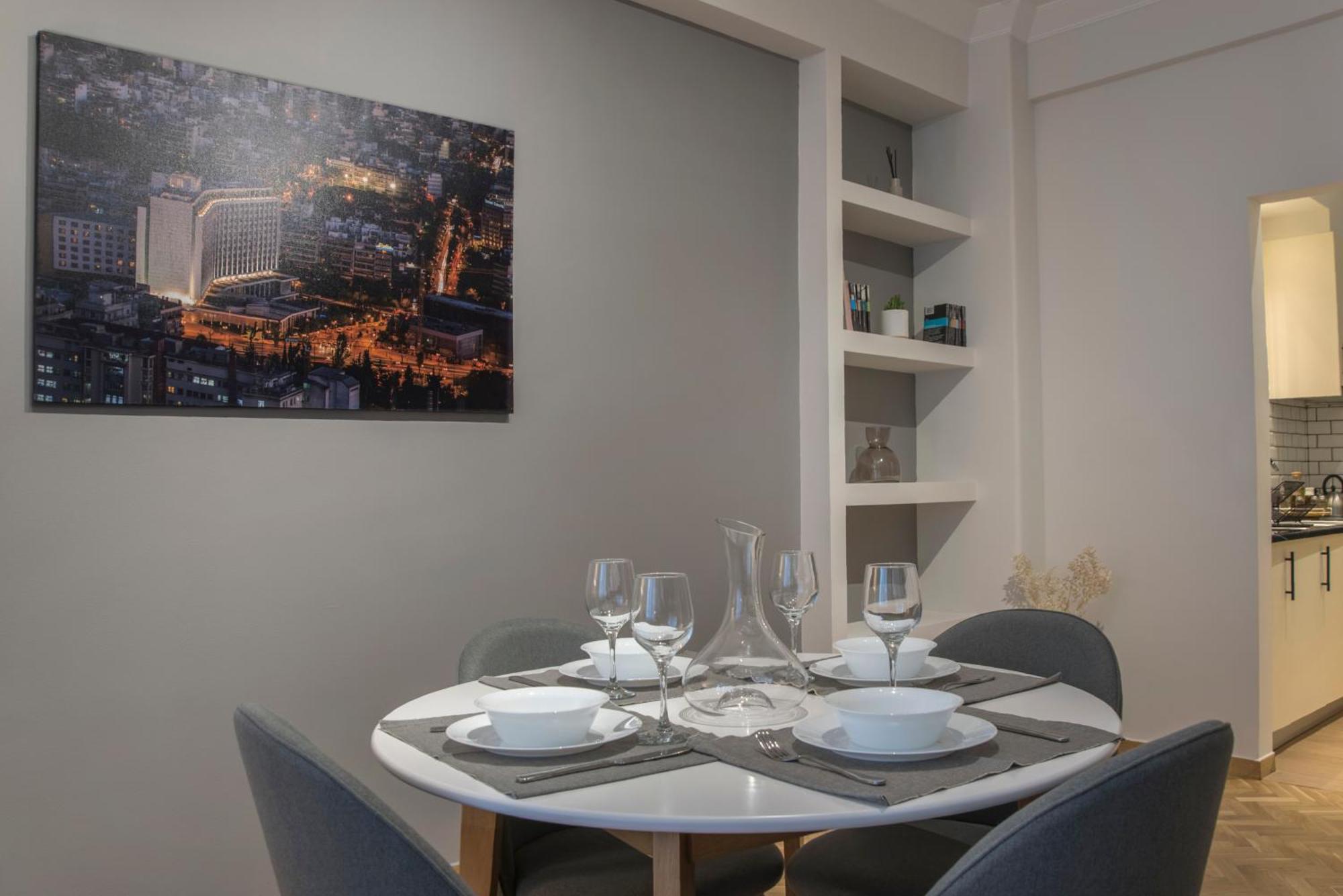 Modern Ilisian Apartment Афіни Екстер'єр фото